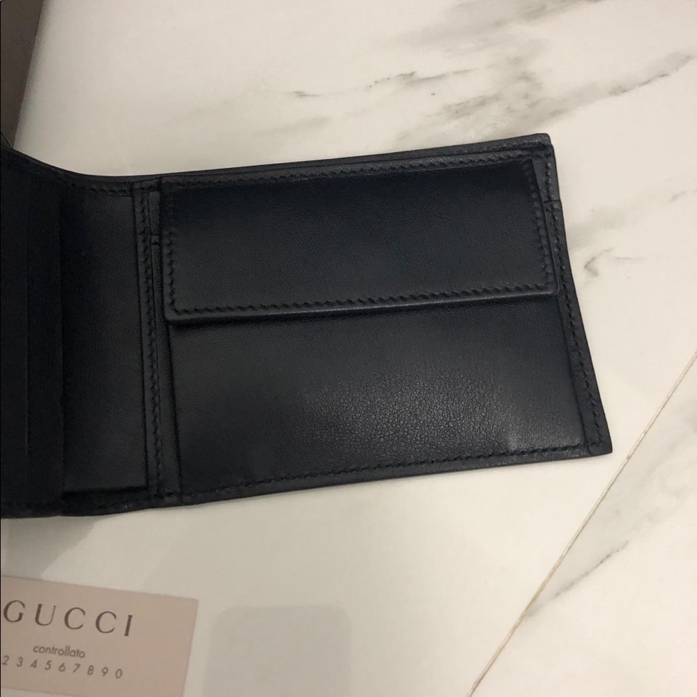 Gucci - Picture 6 of 8